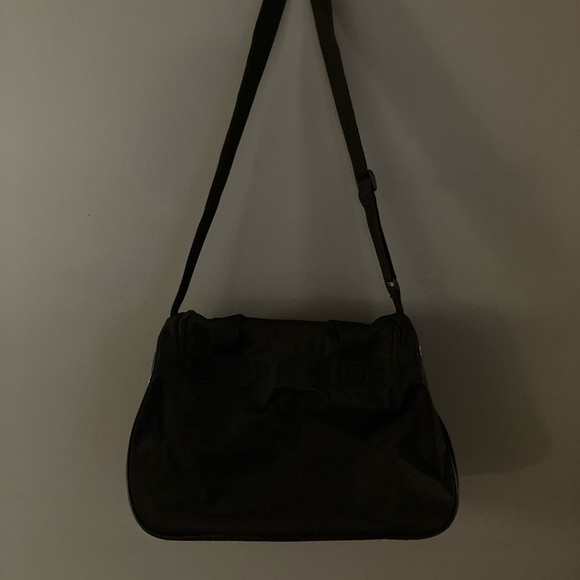 In Excellent Condition!! Adidas Duffel Bag - Picture 3 of 7